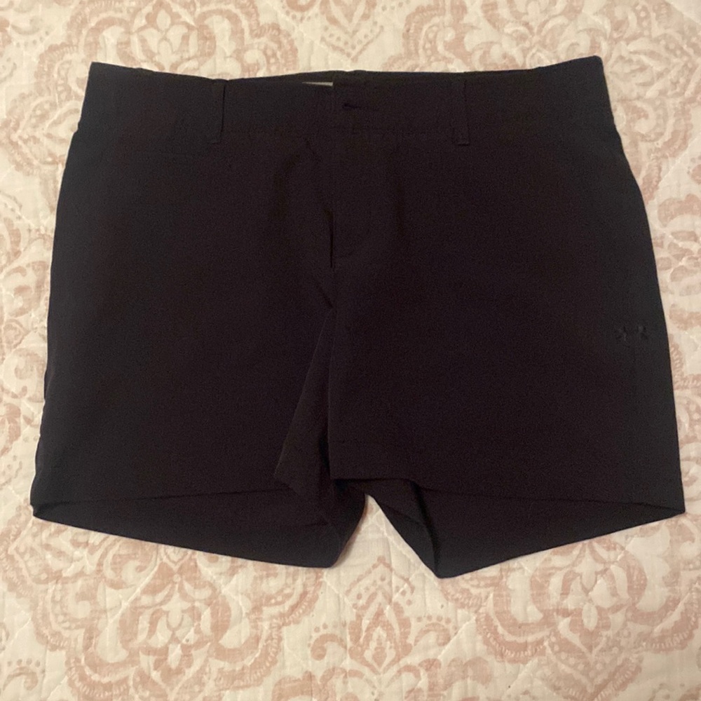 Under Armour golf shorts